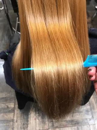 ロング カラー デザインカラー🌈 高木リョウのヘアスタイル