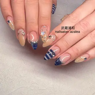 ネイル R inのネイルデザイン