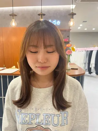 明石 咲桜花のヘアスタイル