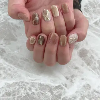 ネイル essence所属・pétit maakoのネイルデザイン