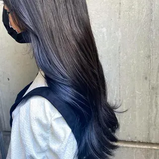 ロング 透け感ベージュ ／ミハルのヘアスタイル