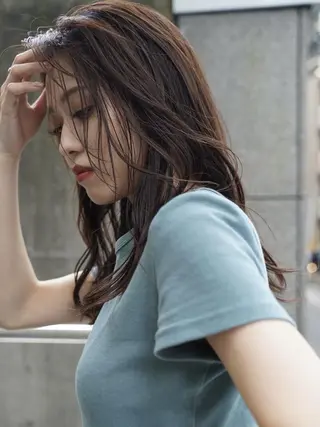 ロング 柳下 涼のヘアスタイル