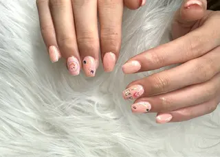 ネイル LAVISH kokonaのネイルデザイン