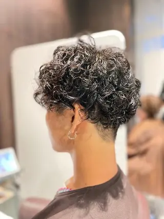 メンズ パーマ 倉橋 俊輔のヘアスタイル