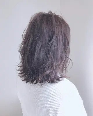 ミディアム カラー ANAZAhair アナザ　ヘアーのヘアスタイル