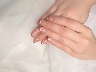 ネイル pink ladyサロン所属・べ にのネイルデザイン