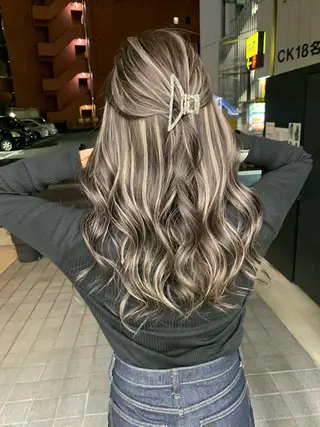 カラー ENGOL 名古屋栄所属・萩野下 かきのヘアスタイル