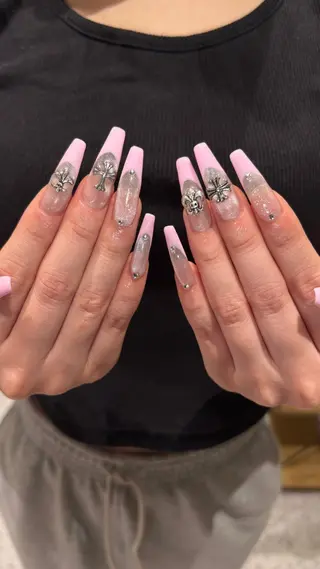 ネイル 👽個性派ネイル🎀 komachiのマツエク・マツパデザイン