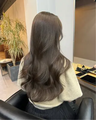 ロング Ruika/海外ヘア /レイヤーカットのヘアスタイル