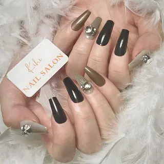 ネイル 💕鈴木ユリ パラジェル/オフ無料のネイルデザイン