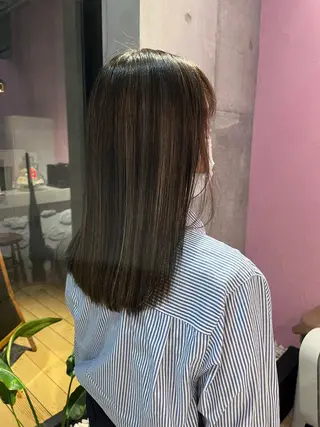 カラー 艶感透明感カラー🤍 hinaのヘアスタイル