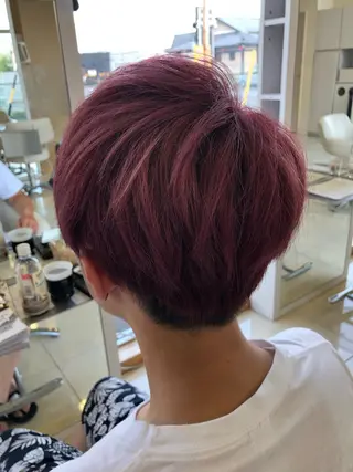 カラー 牧野 佳樹のヘアスタイル