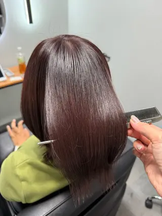 ミディアム 高橋 葵のヘアスタイル