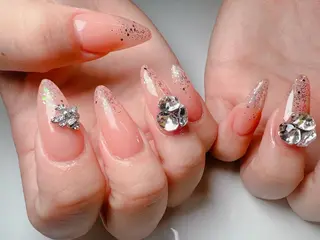 ネイル Nail Salon L'arc所属・💊大阪/心斎橋 moni🧠のネイルデザイン