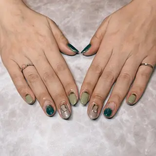 ネイル NAIL Salon IP所属・長谷川 奈緒美のネイルデザイン