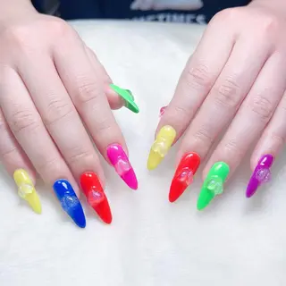 ネイル Nail salon 木にいるのネイルデザイン