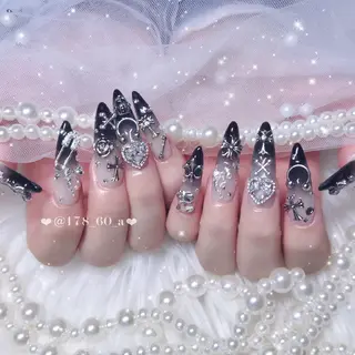 ネイル HAPPINAS れん┊痛ネイル&3Dのネイルデザイン