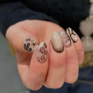 ネイル オシャレデザイン 🧺🪽/SHUNOのヘアスタイル