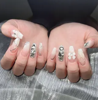 ネイル Lee Nailsのネイルデザイン