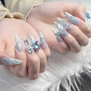 ネイル LilyLala Nailsalonのネイルデザイン