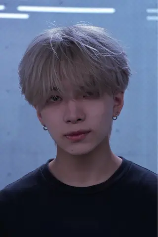 ショート カラー メンズ PIA hair design所属・湖城 恵吾のヘアスタイル