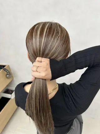 ロング カラー ヘアアレンジ 💎ハイライトカラー /髪質改善カラー💎のヘアスタイル