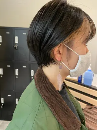 ショート カラー A/LEE所属・久保田 千尋のヘアスタイル