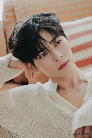 ショート カラー パーマ メンズ 韓国アイドルヘア/ 大人ショートリョウヤのヘアスタイル