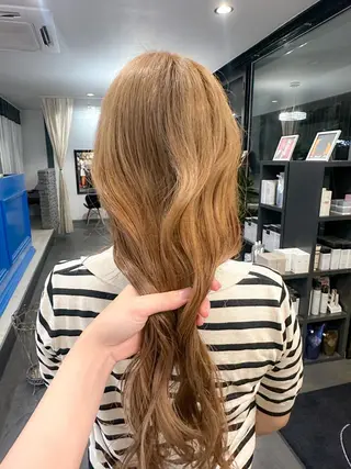 ロング カラー 桒村 沙綾のヘアスタイル