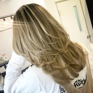 セミロング NEO Beauty Salon所属・𝐍𝐄𝐎 𝐉𝐔𝐑𝐈のネイルデザイン