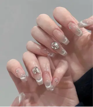 ネイル DR NAIL新宿所属・Haruka 🎀のネイルデザイン