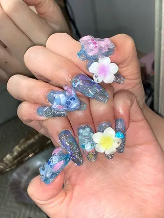 ネイル NES NAIL所属・さゆり￤推しキャラ ￤ロングネイル🩷のネイルデザイン