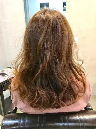 セミロング カラー 小林 拓也のヘアスタイル
