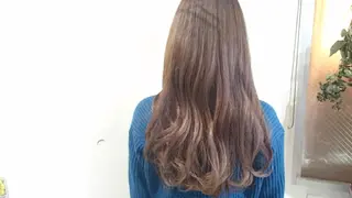 ロング カラー 井上 涼花のヘアスタイル