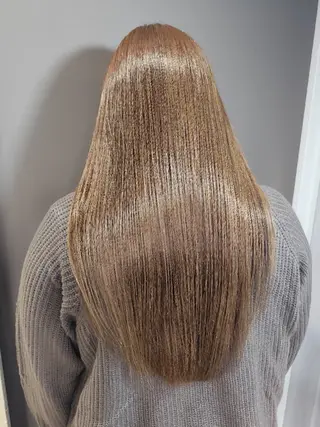 ロング Suimmie 田島のヘアスタイル