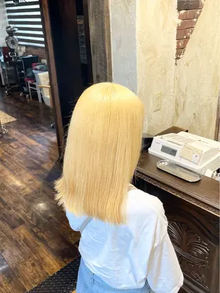 セミロング カラー ヘアアレンジ 小野寺祐希人 Calbariのヘアスタイル