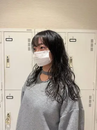 ロング パーマ パーマ×レイヤー| カラー カホ🪩🤍のヘアスタイル