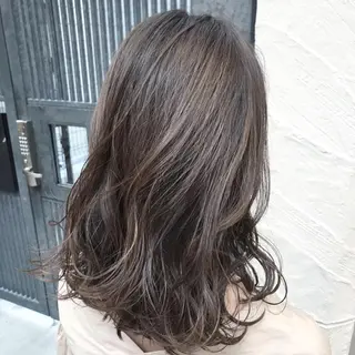 ミディアム カラー AMI Hair  supply所属・髪質改善カラー 韓国風レイヤーのヘアスタイル