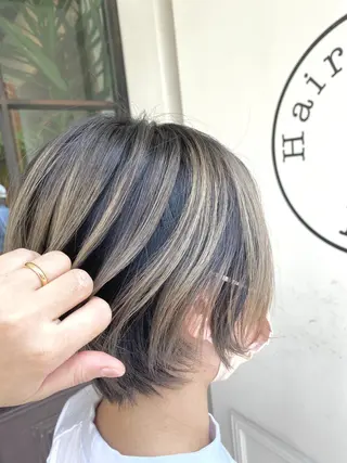 ショート カラー 川越 輝梨奈のヘアスタイル