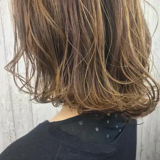 ミディアム カラー 田中 あかねのヘアスタイル