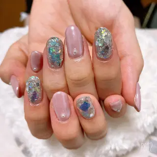 ネイル The Best Beauty受付担当のヘアスタイル