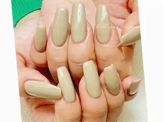 ミディアム カラー パーマ ヘアアレンジ キッズ ネイル マツエク・マツパ アイブロウ Mona【パラジェル ・長さ出し専門店】のネイルデザイン