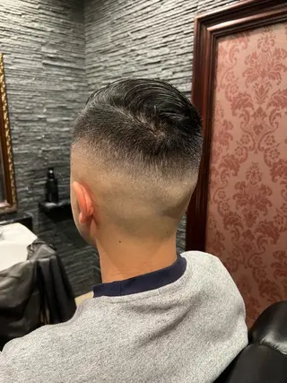 ショート メンズ 大久保 竣太のヘアスタイル