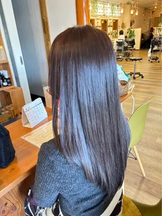 ロング カラー 大久保 藍梨のヘアスタイル