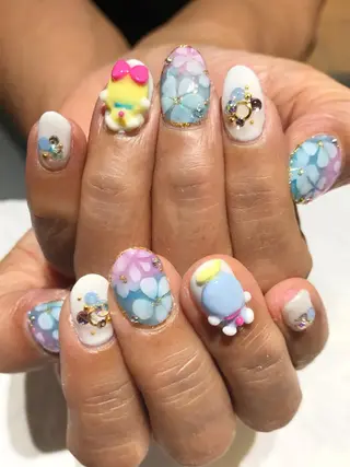 ネイル YUN 💅のネイルデザイン