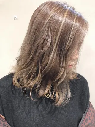 ミディアム カラー LA KING GINZA TOKYO所属・🧡ショートの達人 🧡SHOのヘアスタイル