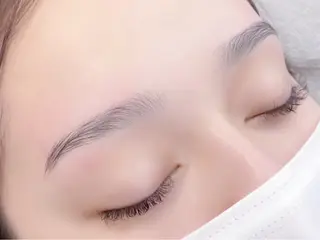 アイブロウ B⭐︎STELLA FUJIOKAのマツエク・マツパデザイン
