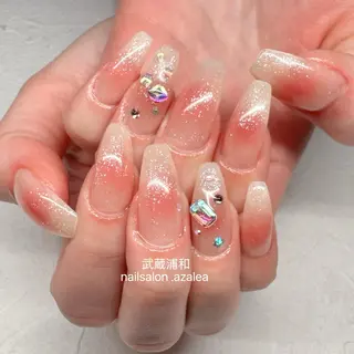 ネイル R inのネイルデザイン