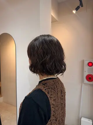 ミディアム パーマ 谷口 真衣のヘアスタイル