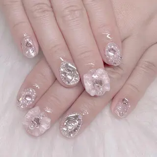 ネイル Mari 🎀六月移転のネイルデザイン